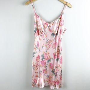 Victoria’s Secret Vintage 100% Silk Floral Chemise M